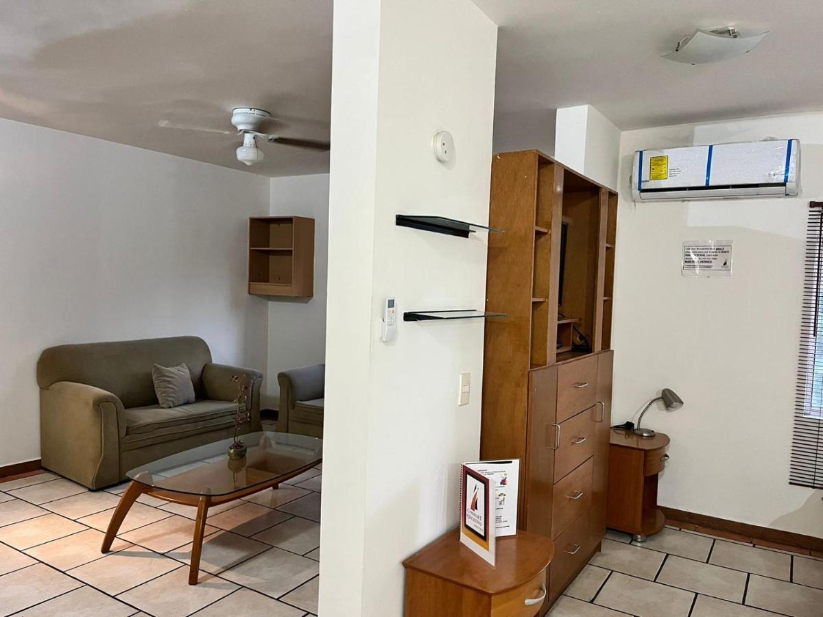 Confort Ejecutivo Suites Lindavista Guadalupe  Exteriör bild