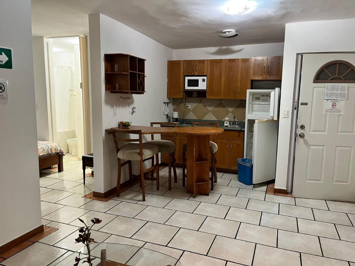 Confort Ejecutivo Suites Lindavista Guadalupe  Exteriör bild